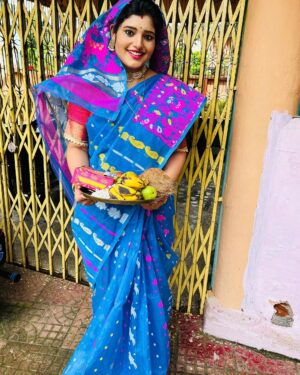 Priyanka Panigrahi Instagram - #happyradhasthami🌷🌹♥️❤️💐🙏