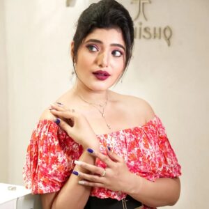 Priyanka Panigrahi Instagram - This Diwali and Dhanteras pick out the best gifts for your loved ones. I gifted myself from Mia store at Esplanade Mall #giftsmartgiftmia😉

Now get upto 20% off on Mia products from our store at lower ground floor Esplanade mall Bhubaneswar. T&C apply.

Visit Now, MIA Store at📍Lower Ground Floor 19 ESPLANADE ONE MALL

#Odisha #Miaesplanade #festiveseason #shopnow #Diwali #Dhanteras  #visitnow #chocker #bangles #bracelets #rings #gold #goldjewelry #accessories #jewellery #ring #pendants #fashion #officewear #partywear #officewearjewellery #collection #womensfashion #fashionforall #miaforall #miabytanishq