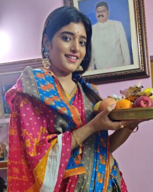 Priyanka Panigrahi Instagram - #subhapanchami🌸🙏