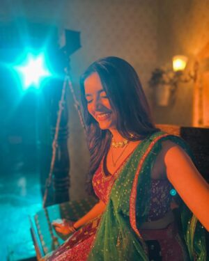 Priyanshi Yadav Instagram - Kudiye ni?🫠🌺

#instagram #ethnic #post