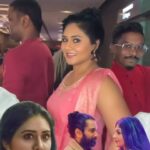 Punnagai Poo Gheetha Instagram - One with @punnagaipoogheetha from her busy schedule 😍 🩵🪬🧿 Team @rjmogan_official @rj_sasi @aa_360_booth #moviepremiere #silanodigalil #kollywood #malaysia #radioannouncers