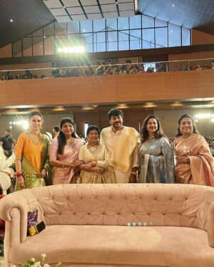 Raadhika Sarathkumar Instagram - Wedding time of @karthika_nair9 with Rohit , daughter of @radhanair_r and Rajsekaran, with the loyal 80s to add to the laughter and give love @suhasinihasan @chiranjeevikonidela @poonam_dhillon_ @poornimabhagyaraj @apnabhidu @menaka.suresh @sujataavijaykumar @revathyasha a beautiful and superbly organised wedding, enjoyed the warmth and love.❤️❤️❤️❤️❤️❤️