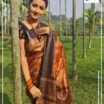 Rachna Banerjee Instagram - Crafted from silk cocoons, a Gicha silk is a classic weave that is a must in every wardrobe. Grab this exquisite 𝐆𝐢𝐜𝐡𝐚 𝐓𝐮𝐬𝐬𝐚𝐫 𝐒𝐚𝐫𝐞𝐞 curated by Rachna's Creation today! 𝐖𝐡𝐚𝐭𝐬𝐚𝐩𝐩 𝐨𝐧 𝟗𝟖𝟑𝟏𝟎𝟑𝟓𝟔𝟔𝟕 𝐭𝐨 𝐨𝐫𝐝𝐞𝐫. #RachnaBanerjee #RachnasCreation #actor #entrepreneur #Fashion #Saree #WeddingCollection #fashion #saree #womenswear #kolkata #mumbai #delhi #chennai #bangalore #hyderabad #joy #Gicha #Silk #IndianWeaves #WeavesOfIndia #IndianAttire #Classics #Tussar
