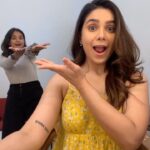 Rashmi Agdekar Instagram - Wake up and Makeup ! 💛 Face and energy transformed by @ritikaturakhia01 ✨ #reelitfeelit #makeup #shootlife #skincare #actress #instareels