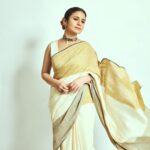 Rasika Dugal Instagram - 🕊️ Outfit: @anavila_m Jewellery: @motifsbysurabhididwania MUA: @mayura_makeup_hair Styling: @who_wore_what_when 📸: @sagarmohite96