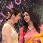 Rasika Dugal Instagram - Such a special evening being in a room full of such talent and resilience. Thank you for having me @laadli_pf @population_first @sharada_al. Heart is full ❤️ Such a moment to witness #BhavariDevi being honoured 🙏 (Laaadli Iconic Rural Feminist Award). Congratulations @konkona 😍 (Laadli Woman Behind The Screen Award), #ArunaRaje (Laadli Lifetime Achievement Award), the lovely women of @nwm_india and @wcc_cinema and so many others. Thank you for the incredible work you do. PS: @fayedsouza @senoritasuneeta we could easily be moonlighting as Lavani dancers! 😉