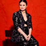 Rasika Dugal Instagram - Filmfare OTT night ❤️🖤 #FilmfareOTTAwards2023 @filmfare #AboutLastNight Outfit: @paulmiandharsh Jewellery: @romanarsinghaniofficial MUA: @mayura_makeup_hair Hairstyling: @bhaktilakhani Styling: @who_wore_what_when 📸: @sagarmohite96