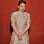 Rasika Dugal Instagram - ✨ ✨ #GQMOTY2023 #AboutLastNight @gqindia Outfit: @raw_mango Jewellery: @uncut_byaditiamin MUA: @mayura_makeup_hair Hairstyling: @paloshell Shoe: @inochhiofficial Styling: @who_wore_what_when 📸: @sagarmohite96