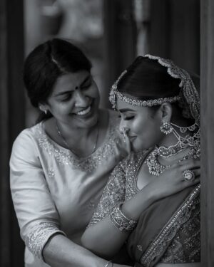 Reshma Muralidharan Instagram - Ende ammukutty nu happy birthday 🥹❤️🧿
@sumapj000
📸 @camerasenthil @rrajeshananda 
Mua @vijiknr
