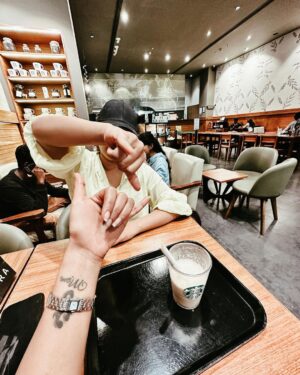 Reshma Muralidharan Instagram - Just Swipe Swipe Swipe ...
#bangalore #photodumb #together  #2023 ✨🧿