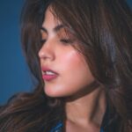 Rhea Chakraborty Instagram - Roses are Red Violets are Blue Let’s SMASH THE PATRIARCHY, Me and you. #indiatodayconclave2023 #rhenew Outfit: @thelabel.jenn 🤍 Makeup: @miimoglam Hair: @kimberlyychu 📸 : @rishabhkphotography