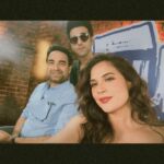 Richa Chadha Instagram - Happy birthday @pulkitsamrat ! What an amazing reel wow,🥇🤌🏽❣️🎂see you soon! You can’t fool people, people want cake. #yaarokiyaari #gooddostgoodhost #saalgirahmubarak #cake do pyaar lo! Thanks and good night