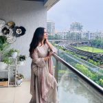 Ridhima Pandit Instagram - Festive SZN ✨💫 . . . Wearing @labelvarsha PR @_anushkapuri_ . . . #ganpatibappamorya #indian #festivewear Mumbai, Maharashtra