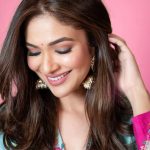 Ridhima Pandit Instagram - नज़ाकत 🩵🩷 . . . Outfit by @theaaryashop PR @vblitzcommunications Shot by @deepak_das_photography