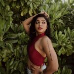 Rima Kallingal Instagram - 🚩🤣 Photography : @_viishnu_santhosh Travel Partner : @bookmytripholidays.c Styled by : @diyaaa_john Grading : @fahad_n.j Photography team : @afrithhussain