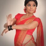 Rima Kallingal Instagram - Throwback to these pics on this day to remember the art and artist in you 💃💙 📸 : @aashiqabu