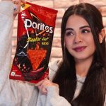 Ritika Badiani Instagram - #Ad #Collab How hot is Doritos Sizzlin’ Hot? 🔥 I got my answer when I #BeatTheHeat of the new Doritos Sizzlin’ Hot. Watch to find out! Also, light chali gayi thi guys. Please ignore. 😐 #ChipsNahiFire #DoritosSizzlinHot #DoritosIndia #ForTheBold