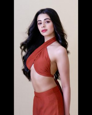 Ritika Badiani Instagram - थर्स्ट-trap