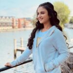 Ritika Shrotri Instagram - Riverside rhapsody 🎶 Pc @parthbhalerao #photooftheday #riverside #instagram