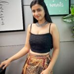 Ritika Shrotri Instagram - ✨ Outfit @fragrance_designs #photooftheday #indowestern #outfit #instagram