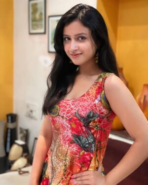 Ritika Shrotri Instagram - Ik kudi 
#photooftheday #punjabi #traditional