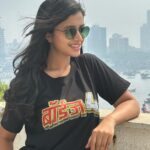 Ritika Shrotri Instagram - Jara hatke jara bachke yeh he Mumbai meri jaan Pc @parthbhalerao #photooftheday #atthetop #mumbai #insta