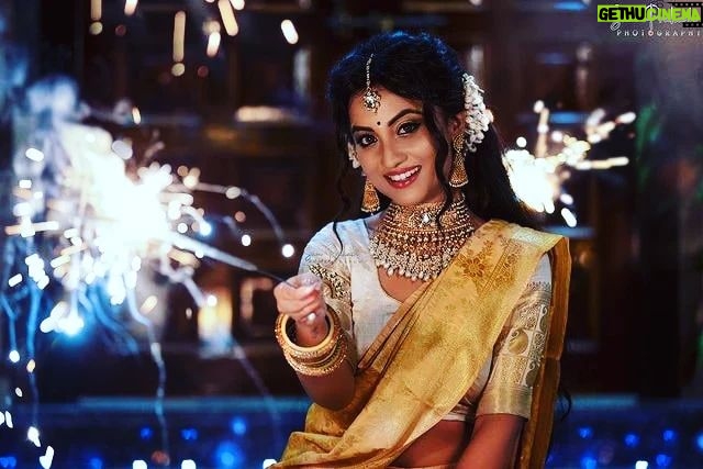 Riya Dey Instagram - "May this Diwali fill your home with happiness, your heart with love, and your life with light. Wishing you a joyous Diwali from 👉 @riya_dey91 & @riya_dey_official_fc . . . . . . . . . . . #riya_dey91 #happydiwali🎉 #diwali #diwaliwishes😘💥🎆🎇 #diwalivibes