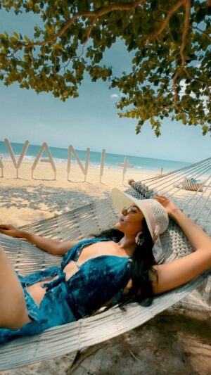 Riyaa Subodh Instagram - Take me back 💙 
.
.
🎥 @shubham_thapa_films 
.
#reelitfeelit #reelsinstagram #reelkarofeelkaro #reelsvideo #trendingreels #trendingsongs #trendingaudio #modellife #bikinimodel #beach #beachvibes #phuket #beachbody #ootd
