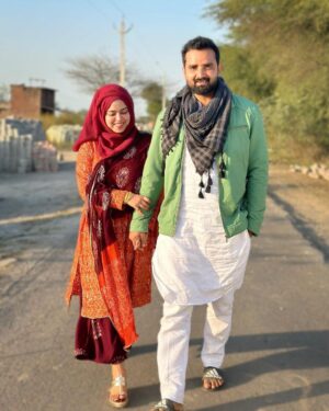 Saba Ibrahim Instagram - Is Dar Pe Tujhse Hi Nazare
Tujhse Hi Har Or Baharein
Tera Hona Hai Kuch Aisa
Jaise Ghar Ko Rab Ki Dua Re
❤️