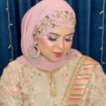 Saba Ibrahim Instagram - Makeup by @makeup_by_aasiyakashmiri . . Shot by - @thesourabta . . . #sabaibrahim #sabakajahaan #makeuplook #softmakeup #glowymakeup