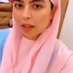 Saba Ibrahim Instagram – Humse bas aise hi reel ban paati hai 🙈 
Transition aur trend nahi ban paate 😌