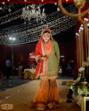 Saba Ibrahim Instagram - Mehendi tere naam ki ❤️
.
.
Photography - @theglamweddingofficial
@rajvirsainiofficial 
@refineartist @officialvarungupta 
@anujkuamr_verma
.
.
Decor n events - @vowsvachan @houseofvivaah 
.
.
Outfit - @ms.dipika ❤️
.
.
Makeup - @im_mr_ketzsolzofficial_ 
Hair - @shahingilani 
.
.
.
.
#sabasunnykishaadi#sabakishaadi#mehendi#mehendikiraat#outfit#mehendioutfit#mehendilook#wedding#weddingoutfit