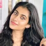 Sanam Shetty Instagram - Big achievement #Aishu Congratulations #contestant10 Needs to improve communication or may be it's just the nerves! Let's wait #biggbosstamil7 #BBTamilSeason7 @disneyplushotstartamil @vijaytelevision @littletalksmedia #vimarsanam
