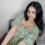 Sanam Shetty Instagram - How's your weekend?💚 . . Outfit @coolclub_chennai #breezy #weekend #goodnight