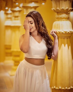 Sehrish Ali Instagram - 2021😈
First post‼️
 Happy New year guys❤️😘❤️
.
.
.
.
📷 @cameracrew.in 
💄 @rupesh_makeup 
👗 @styleonrentbymanvi 
 Location @setsinthecity.in 

#happynewyear #newyear #love #happy #instagood #christmas #newyearseve #newyears #like #merrychristmas #party #instagram #photooftheday #follow #photography #jan #dec #fun #celebration #goals #celebrate #hello #bhfyp #family #likeforlikes #art #newyearsday #fashion #nye #bhfyp