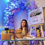 Sehrish Ali Instagram - Thank u @biryanibykilo for sending me my khushiyon ki handi💫❤️ On my Birthday ❤️💫 Mua @sunny_makeup_artist Hair @siddhi_hairstylist