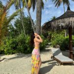 Shanaya Kapoor Instagram - just a happy morning running around in the sun @ncstravels @fushifaru #fushifaru #fushifarumaldives #collab ☀️