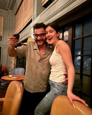 Shanaya Kapoor Instagram - Happy birthday dad ❤️ love you! ❤️