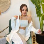 Shazahn Padamsee Instagram - 🤍🌴 Outfit @myclo.in Jewels @shrustarin Bag @adahbags_ Styled by @shikshabhansali_