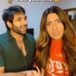 Shireen Mirza Instagram - Paise ka chakkar babu bhaiya!!! Paise ka chakkar 💴 💰 Our anniversary is near so I and @shireenmirza will be posting reels related to couple humour daily for our fans!!! Hope you all will like it 🤩 #husbandandwife #husbandwife #husbandwifejokes #couplehumor #couplegoals #couple #laugh #chupkechupke #rajpalyadav #funnyaudio #love #marriage #marriageanniversary #pareshrawal #fyp #explore #explorepage [ couple humour, Bollywood movies dialogue, husband and wife jokes, money concerns ]