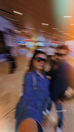 Shireen Mirza Instagram - Biwi ka bojh hum uthate hai 🫠😢

Relatable bhaiyo??

#trending #reelsinstagram #viral #shireenmirza #hasansartaj #travel #airport #fyp #couple #husbandandwife #funny 

[ travel, funny reel, destination, airport, luggage, vacation ]