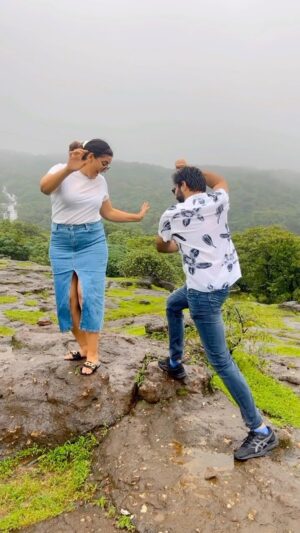 Shireen Mirza Instagram - 🌧️ 

#trending #reelsinstagram #couple #haseen #fyp #reelitfeelit #love #audio #reels #funny #dance #baarish #lonavala #badalbarsa