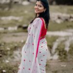 Shiva Jyothi Instagram - Paint your soul with the colors of self love. ❤️🫶💙 Saree @label_dishana ❤️ Pics @thehashtag_photography ❤️ #newpost #instagram #instagood #happiness #love #selflove #saree #sareelove