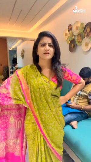 Shiva Jyothi Instagram - ఏందే..ఏమే.. అంటుండే.. వాడి పెళ్ళాం నేనైనట్టు… ❤️😍
.
.
@ganguly_manthri ❤️
.

@joshapp.telugu @officialjoshapp 

#contentcreator #content #réel #telanganapilla #telanganafolksongs #folksongs #funnyvideos