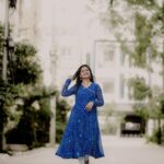 Shiva Jyothi Instagram - Stay busy, so you don't have time to be sad… ❤️❤️❤️ Wearing @navya.marouthu ❤️ Pics @thehashtag_photography ❤️ #newpost #pics #instagram #instagood #jyothakka #shivajyothi #navyamarouthu #dresses #monday #mondavibes