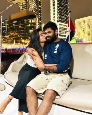 Shiva Jyothi Instagram - Happy birthday Ganga❤️❤️❤️
And I love you ❤️❤️❤️
@ganguly_manthri 

#happybirthday #husbendandwife #love #jyothakka #shivajyothi