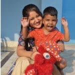 Shivani Sangita Instagram - My two favorite things with me which can never hurt you: kids and toys ❤️ Tukulu 😘