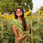 Shivani Sangita Instagram - 🌻 . . . PS- Wanted to be in a Sunflower Garden since long...🌻❤️⛰️ . . . Outfit @make_up_by_arundhati Pallahara