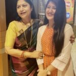 Shivani Sangita Instagram – ଶିଶୁ କଳାକାର ଭାବରେ ନିଜର ଅଭିନୟ ଯାତ୍ରା ଆରମ୍ଭ କରି ଓଡିଆ ଚଳଚ୍ଚିତ୍ର ଇଣ୍ଡଷ୍ଟ୍ରିର ଜଣେ ଅଗ୍ରଣୀ ହିରୋଇନ୍ ହେବା, ନିଶ୍ଚିତ ଭାବରେ ଅନ୍ୟ ମାନଙ୍କ ପାଇଁ ପ୍ରେରଣାଦାୟୀ । ଆଗାମୀ ଭବିଷ୍ୟତରେ ଆହୁରି ଅନେକ ସଫଳତା ମିଳୁ… ଭଗବାନ ଜଗନ୍ନାଥଙ୍କ ନିକଟରେ ପ୍ରାର୍ଥନା | @sivani_sangita 

Hrudayara Kichhi | Namita Agrawal |
#NamitaAgrawal #OdiaSong #Reels #SidharthTV #SidharthGold #SidharthBhakti #SidharthMusic #sitaramagrawal #JayJagannathTV