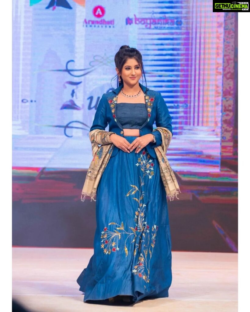 Shivani Sangita Instagram - Walked For @ali.zubina at the @inwecin ❤️ More power to all the leading woman entrepreneurs of this event....🤗 Makeup @bipasarath you are fab❤️ Hair @jawed_habib_cuttack @indulgethesalon Clicked by @asutoshphotomagicofficial